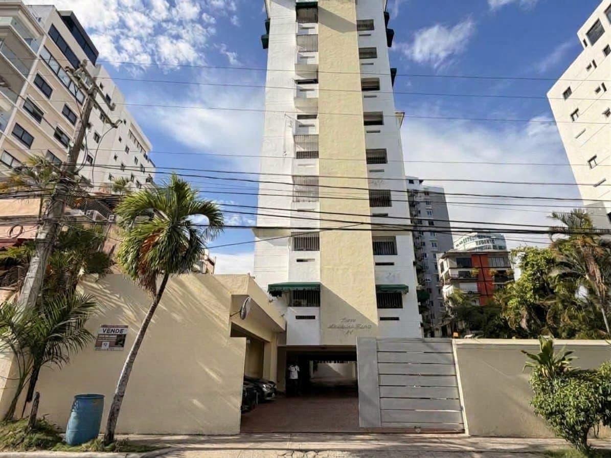 Apartamento en venta en La Esperilla — photo 1 of 8